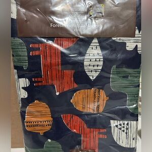 HD Designs Holiday Forest Friends Vinyl Tablecloth Oblong 52”x70” New